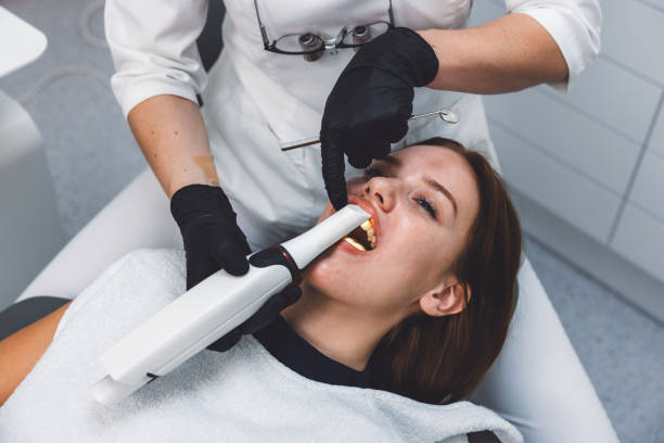Best Mobile Emergency Dentist in Gladeview, FL